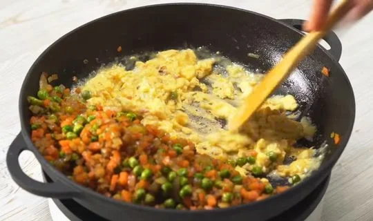 Scramble the Eggs