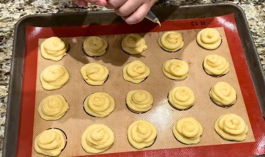 Pipe the Cream Puff Towers