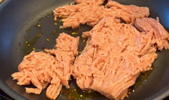 Heat the Oil and Sear the Chicken